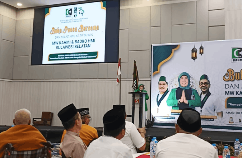 HMI-KAHMI Sulsel Gelar Buka Puasa Milad ke-79, Tokoh Senior Serahkan Tanah Wakaf di Makassar
